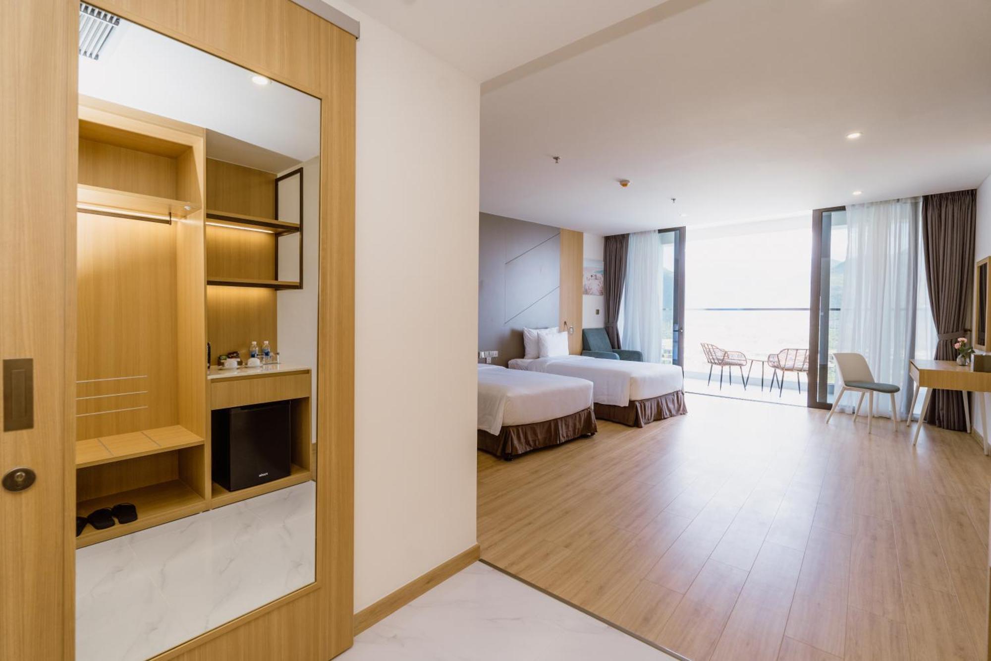 Aquamarine Beachfront Resort & Spa Cam Ranh Extérieur photo